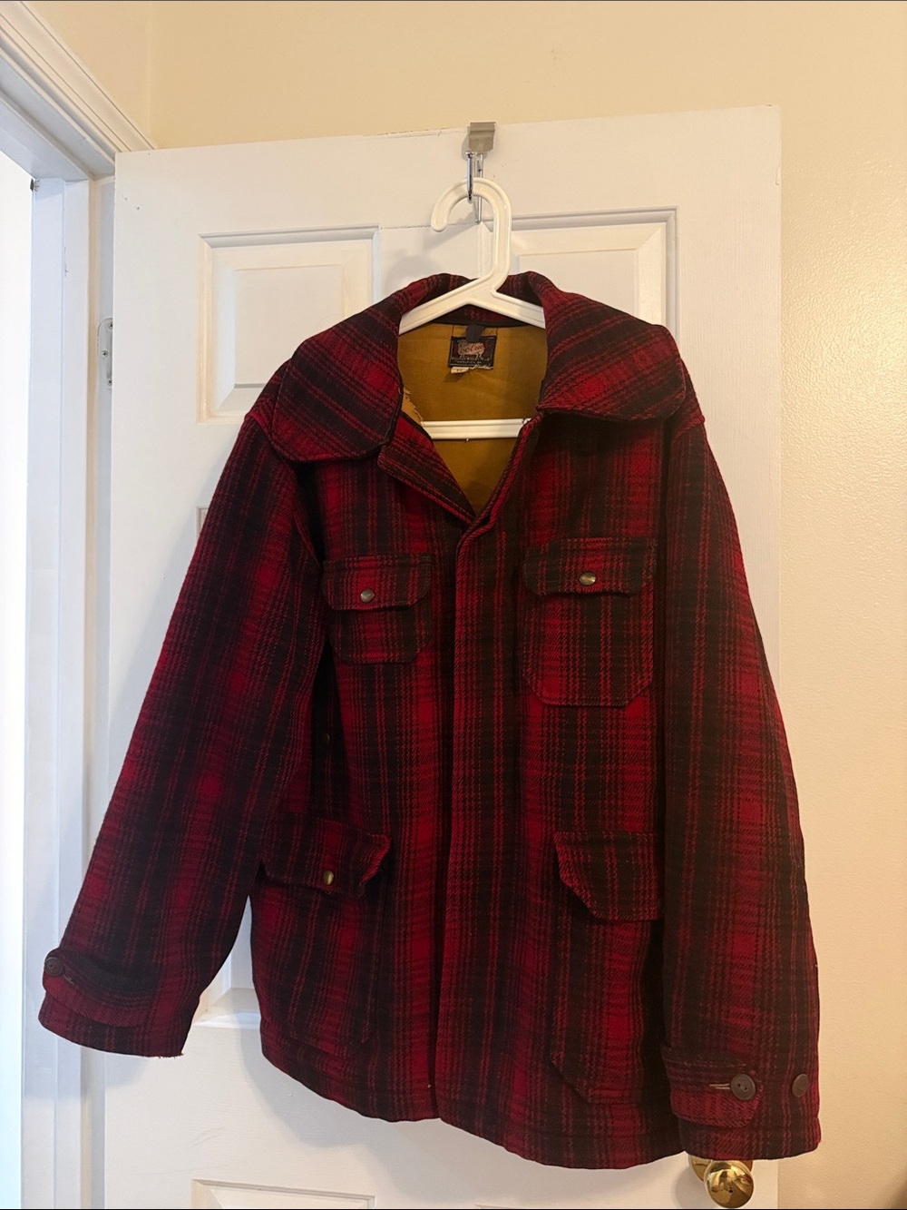 Vintage 1940s Men’s Woolrich Red and Black Plaid Field Jacket, size 44